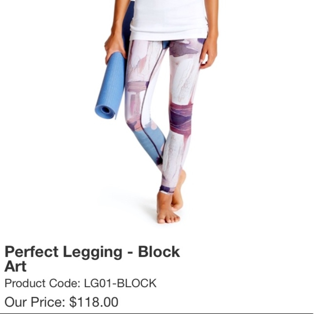 NWOT Aziam Yoga Pants